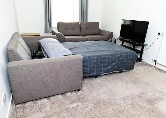 Central 2-Bedroom Bunglow With Double Sofa Bed