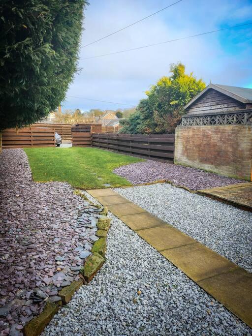 2-bedroom Bunglow With Double Sofa Bed Holiday home