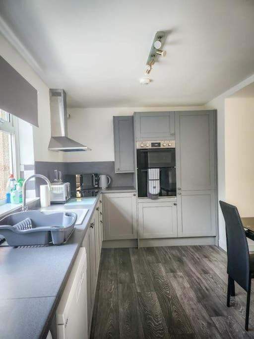 2-bedroom Bunglow With Double Sofa Bed Holiday home *